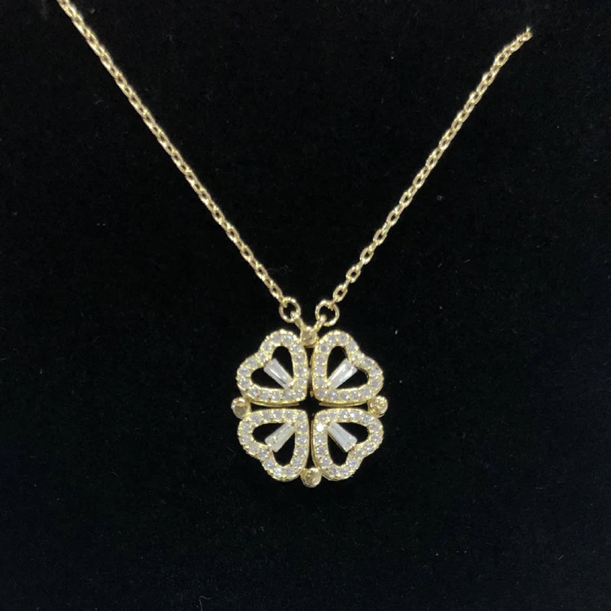 Deluxe Gold Clover Necklace
